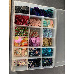 Mixed Sequin Set In Storage Box For Crafting & Decoration Projects
